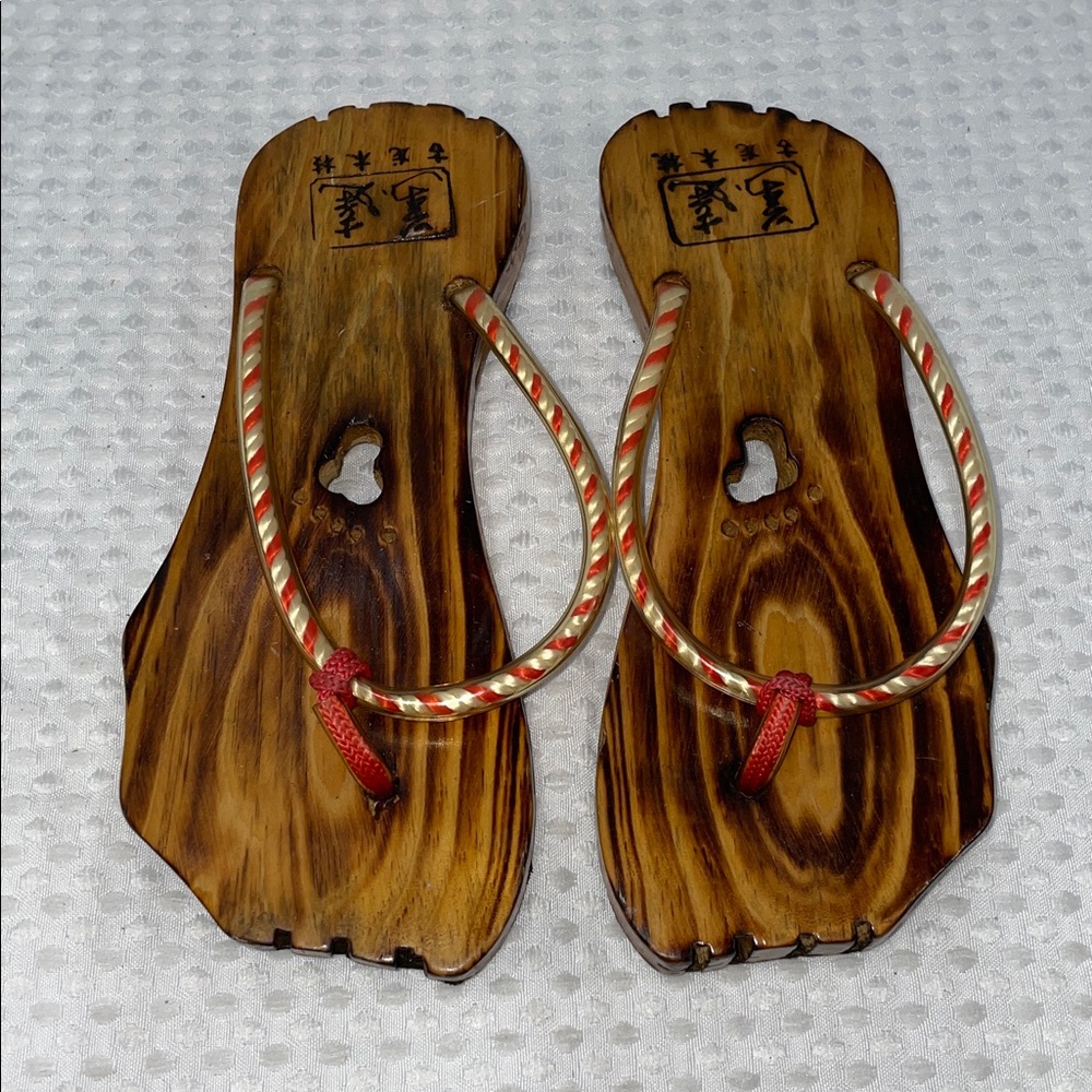 JAPANESE WOOD SANDALS FTL-03-087